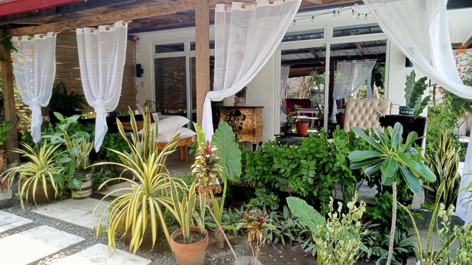 Baywalk Suites Batangas Laurel Kültér fotó